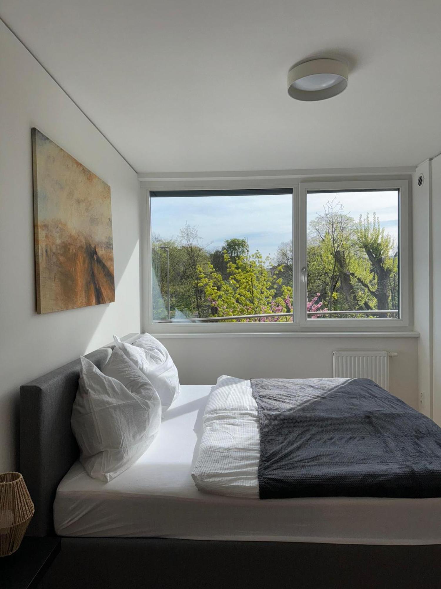 Reside In The Golden Wave Apartment Graz Exterior photo